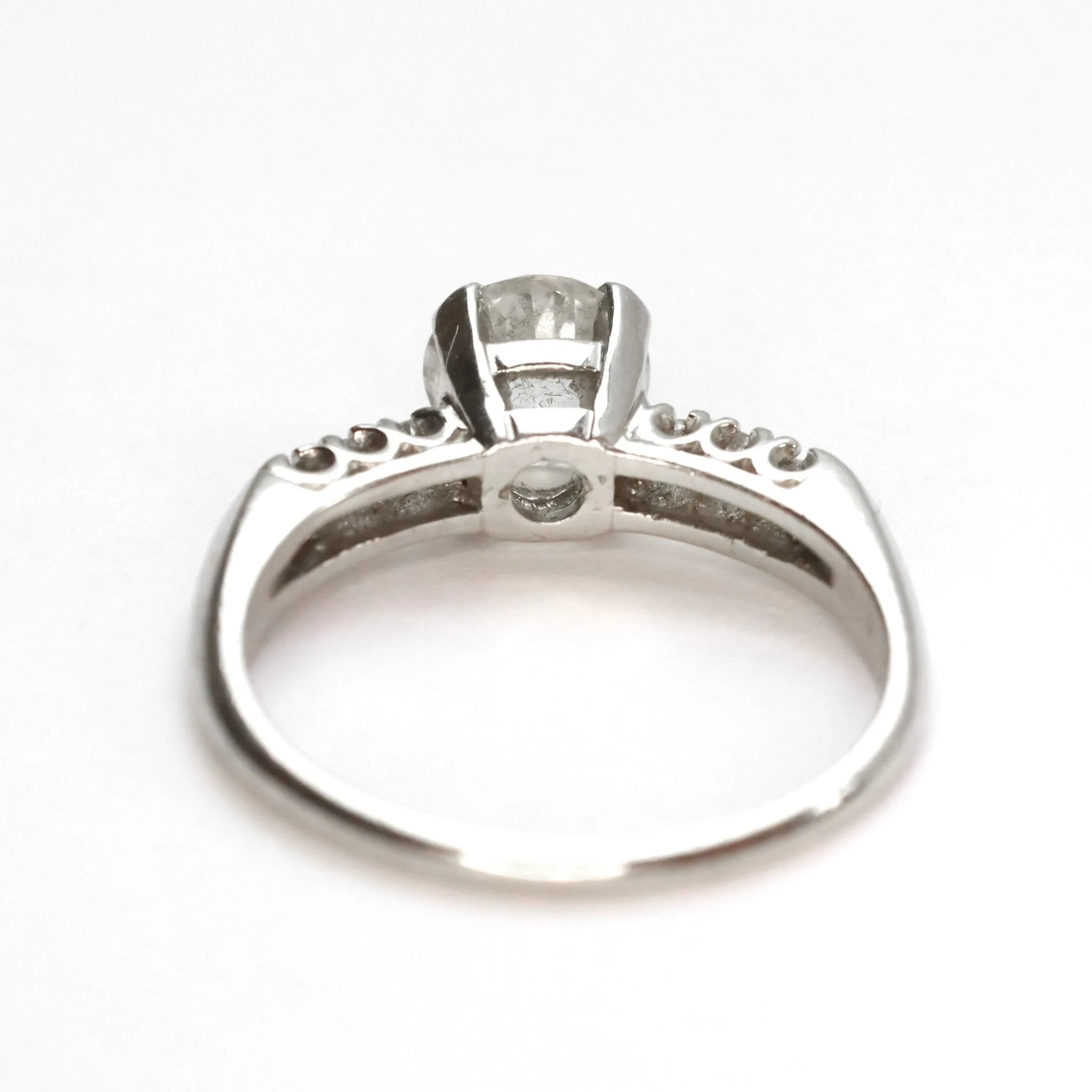 1.25 Carat Art Deco Platinum Diamond Engagement Ring