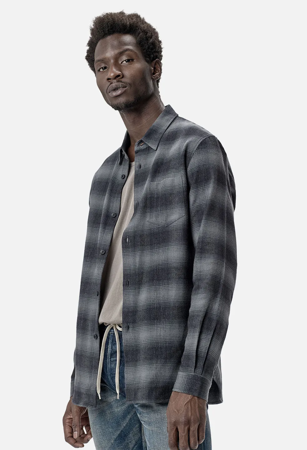 Brushed Flannel Button Up / Grey