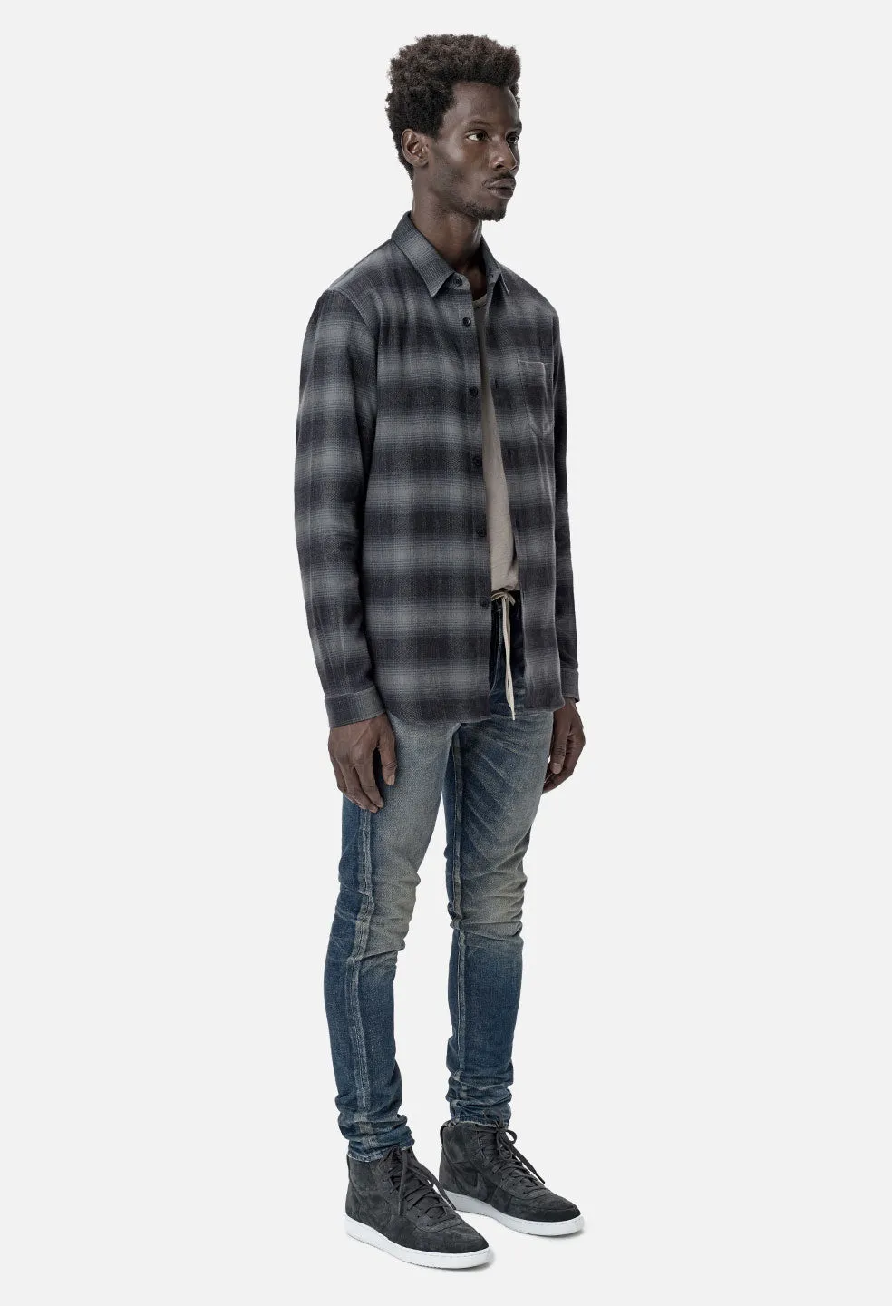 Brushed Flannel Button Up / Grey