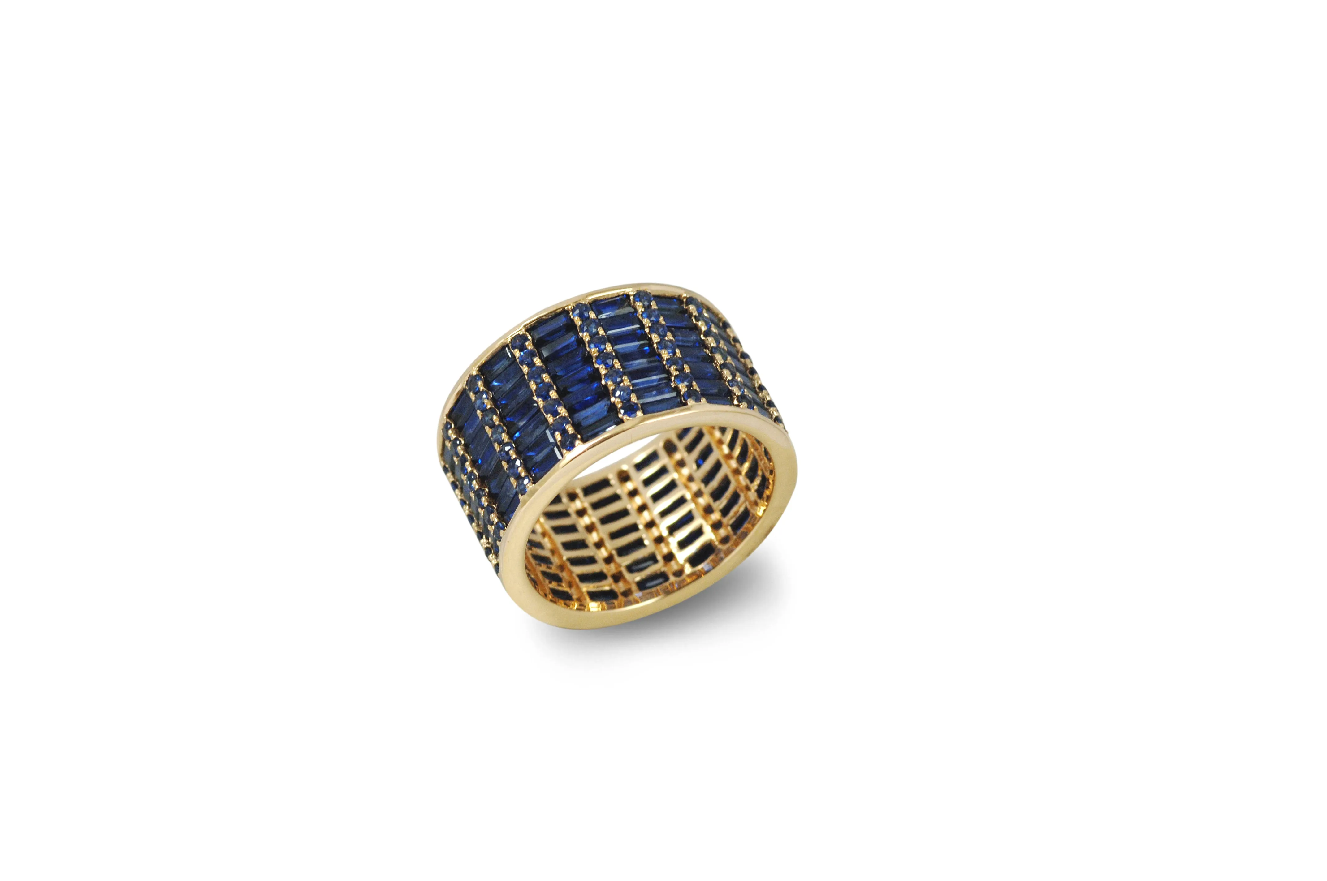 Classic Blue Sapphire Cigar 7 Ring set in Yellow Gold