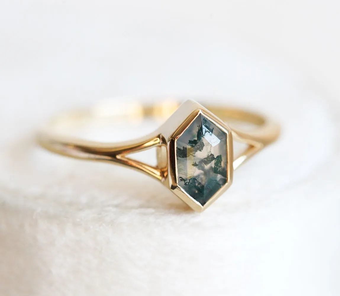 Hexagon Diamond Ring With Side Diamonds