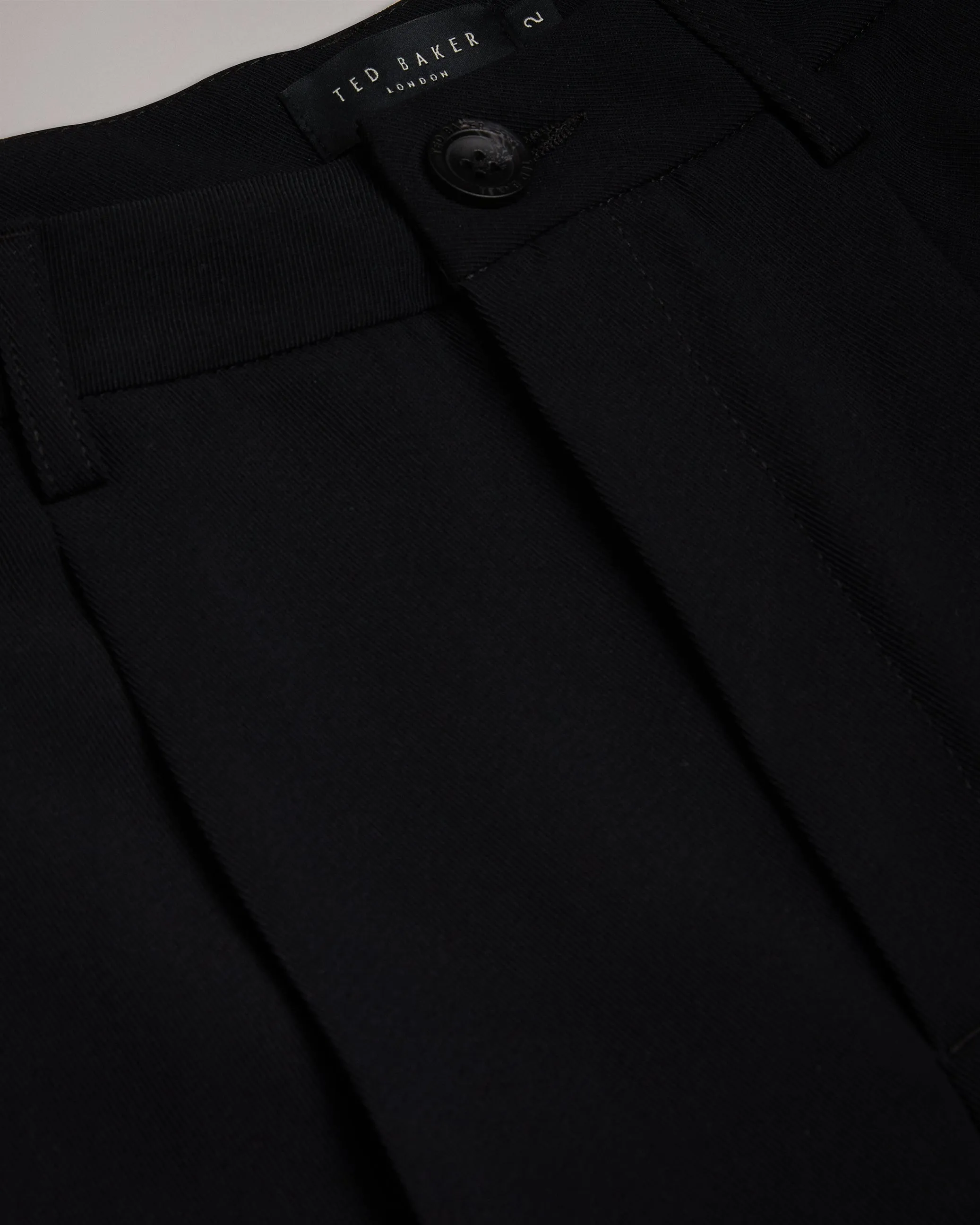 Lohren Pleat Front Tapered Leg Trouser Black