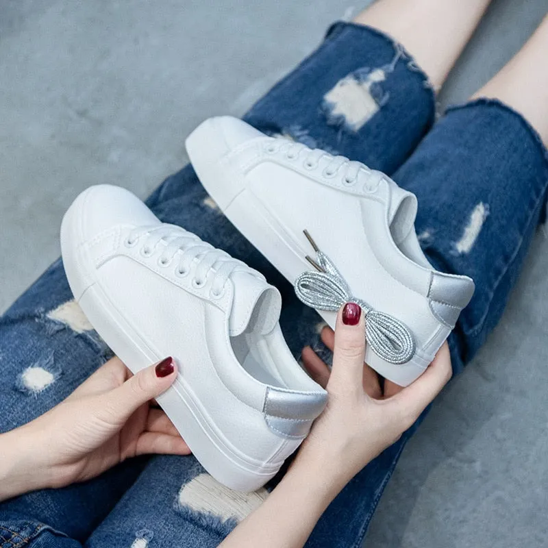 Neutral Women Sneaker